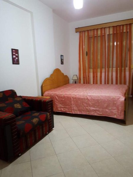 Vlore, jap me qera apartament 1+1+BLK Kati 7, 80 m² 40 Euro (Haziz Xhyherri)