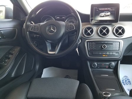 Benz GLA 220 d viti 2016, automat, 220 CDI, navi, 19200 Euro