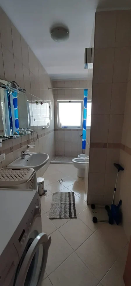 Tirane, jap me qera apartament 2+1+2BLK Kati 3, 115 m² 650 Euro (Medar Shtylla, Kompl KIKA 1)