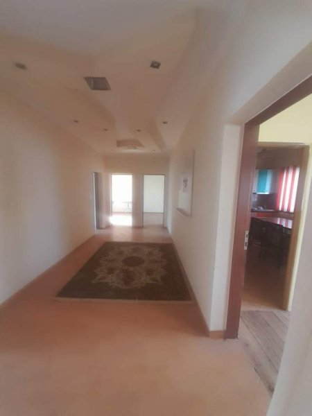 Korce, shes apartament 4+1+BLK Kati 2, 172 m² 109.000 Euro (rrugen 28 Nentori, prane tatimeve dhe ish Bashkise)