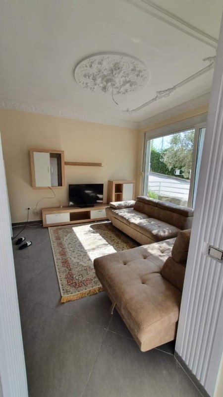Tirane, jepet me qera apartament duplex 3+1+A+BLK 150 m² 900 Euro (kodra e diellit rezidence)