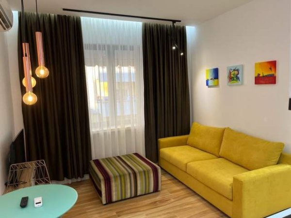 Tirane, shitet apartament 1+1 Kati 4, 75 m² 185.000 Euro (pallatet Shallvare)