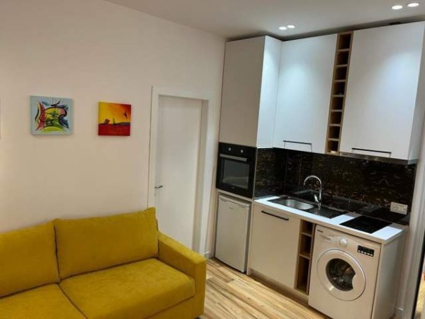 Tirane, shitet apartament 1+1 Kati 4, 75 m² 185.000 Euro (pallatet Shallvare)
