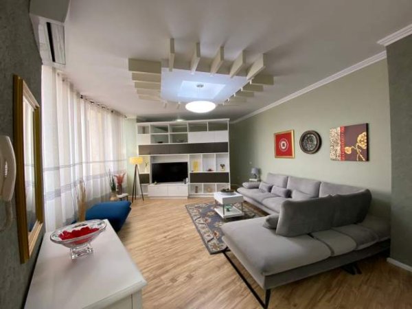 Tirane, jap me qera apartament 1+1+BLK Kati 9, 77 m² 550 Euro (rruga e dibres)