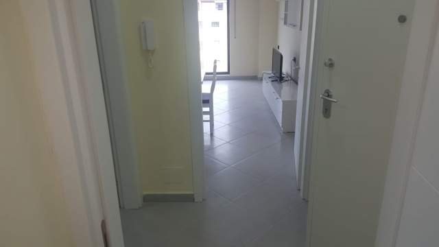 Tirane, jepet me qera apartament 1+1+A+BLK Kati 7, 320 Euro (Ngjitur me Spitalin Amerikan 2)