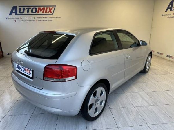 Tirane, shes makine Audi a3 Viti 2004, 4.200 Euro