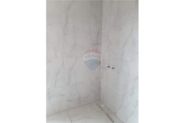 Tirane, shitet apartament 2+1+BLK Kati 10, 124 m² 250.000 Euro (Rruga e Kavajes)