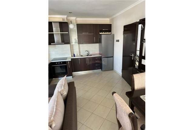 Tirane, jepet me qera apartament 2+1+BLK Kati 5, 85 m² 470 Euro (Don Bosko)