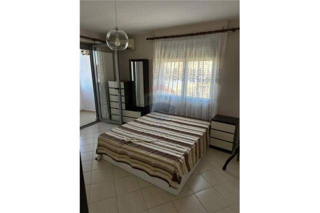 Tirane, jepet me qera apartament 2+1+BLK Kati 5, 85 m² 470 Euro (Don Bosko)