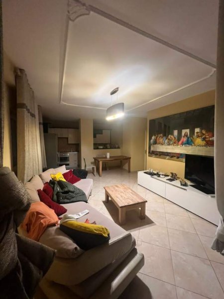 Tirane, shitet apartament 3+1+BLK Kati 3, 130 m² 210 000 euro (Komuna e Parisit)
