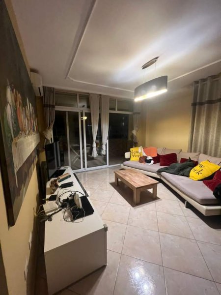Tirane, shitet apartament 3+1+BLK Kati 3, 130 m² 210 000 euro (Komuna e Parisit)