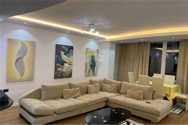 Tirane, jepet me qera apartament 2+1+BLK Kati 4, 124 m² 1.000 Euro