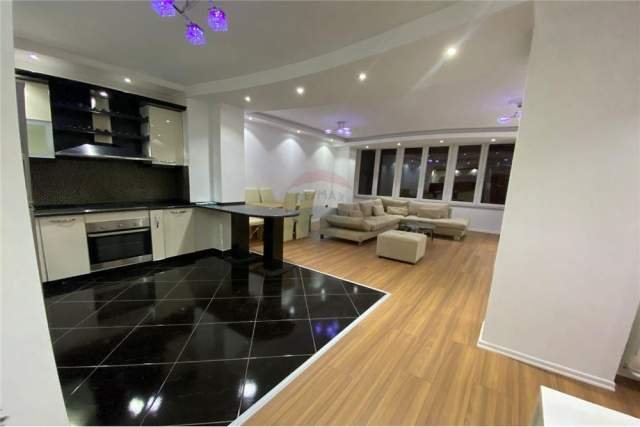 Tirane, jepet me qera apartament 2+1+BLK Kati 4, 124 m² 1.000 Euro