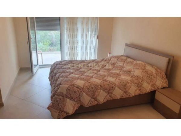 Tirane, ofert Vile 2 Katshe 900 Euro (kodra e diellit)