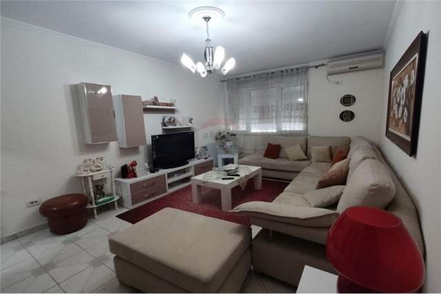 Tirane, shes apartament 2+1+BLK Kati 2, 108 m² 125.000 Euro (Rruga e Dibres)