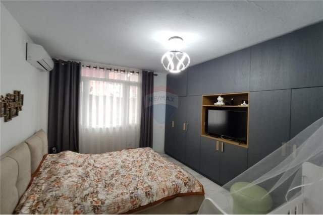 Tirane, shes apartament 2+1+BLK Kati 2, 108 m² 125.000 Euro (Rruga e Dibres)