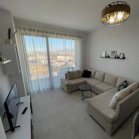 Tirane, jepet me qera apartament 1+1+BLK Kati 6, 65 m² 400 Euro (Kongrersi Manastirit)