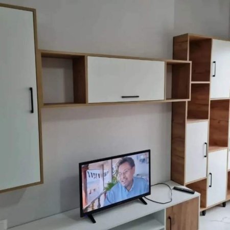 Tirane, jepet me qera apartament 1+1+BLK Kati 4, 67 m² 350 Euro (5 Maji)