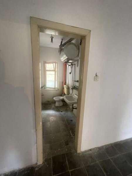 Tirane, shitet apartament 1+1 Kati 3, 55 m² 57.000 Euro (QSUT)