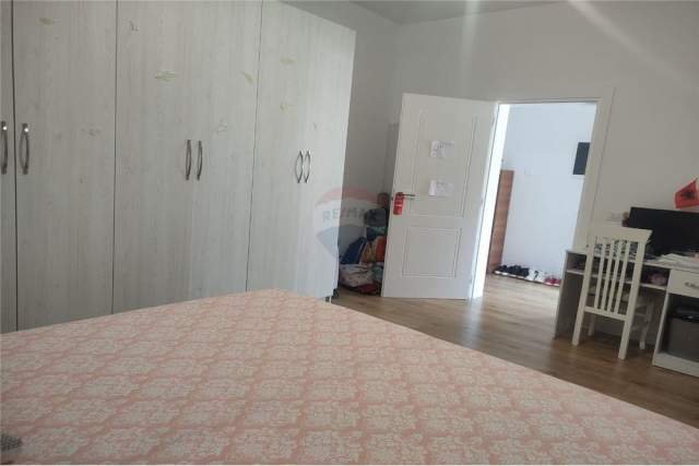 Tirane, jepet me qera Vile 4+1+A+BLK Kati 0, 163 m² 900 Euro (Lunder)