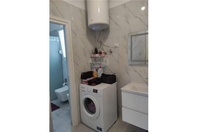 Tirane, jepet me qera Vile 4+1+A+BLK Kati 0, 163 m² 900 Euro (Lunder)