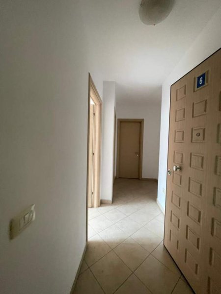 Tirane, jap me qera apartament 2+1+A Kati 2, 76 m² 450 Euro