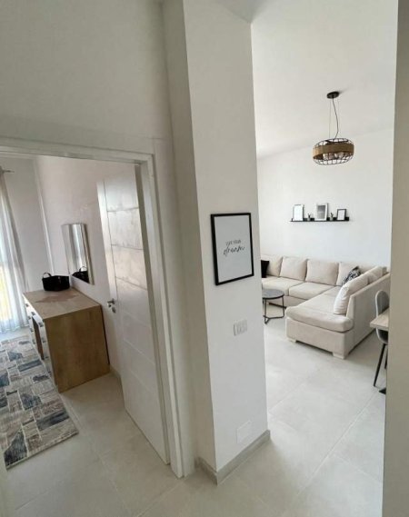 Tirane, jepet me qera apartament 1+1+BLK Kati 3, 56 m² 400 Euro (Kongresi i manastirit)