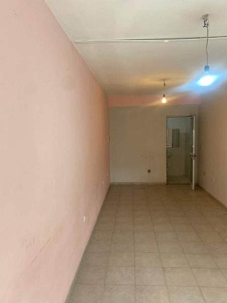 Tirane, jap me qera dyqan Kati 0, 24 m² 20.000 Leke (Dritan hoxha)