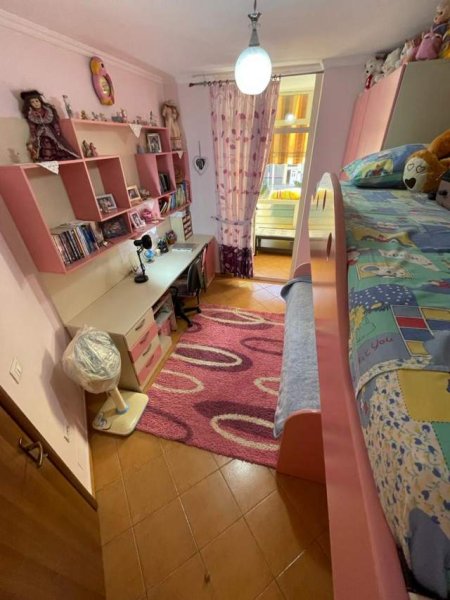 Tirane, jepet me qera apartament 2+1+BLK Kati 1, 89 m² 500 Euro (Don Bosko)