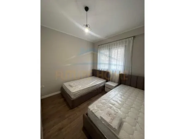 Shqiperi, apartament 3+1 Kati 2, 123 m² 550 Euro (Unaza E Re)