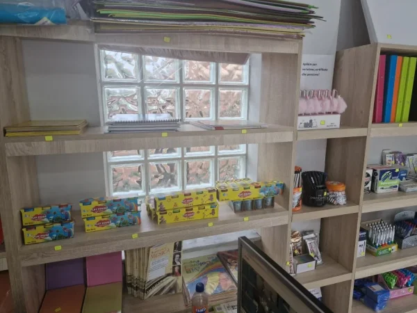 Korce, shitet biznesi dyqan Kati 1, 41 m² (Shkolla e muzikes)