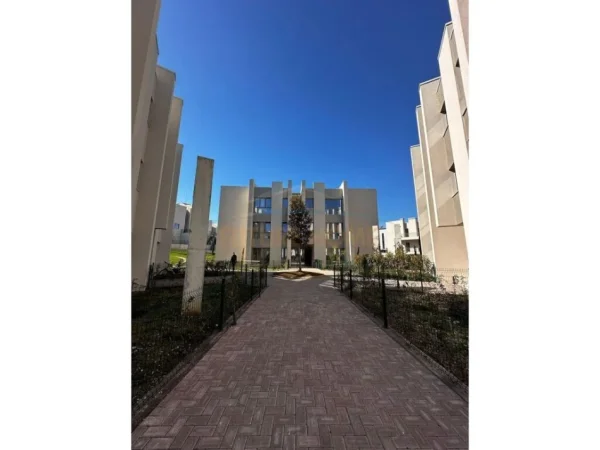 Tirane, shitet apartament 2+1 Kati 2, 114 m² 377.000 € (Liqeni i Thate)