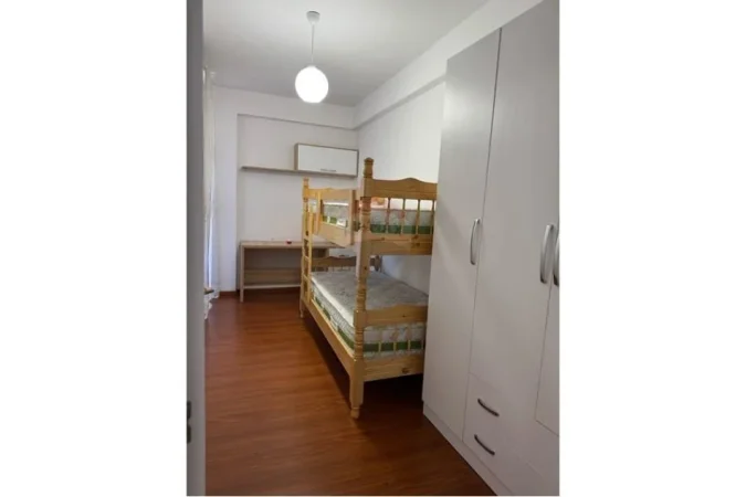Tirane, jepet me qera 2+1+Ballkon , 600 € (Ndre Mjeda, Prane Report TV)