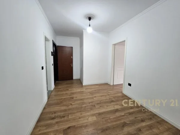 Tirane, shitet apartament Kati 3, 101 m² 155.000 € 