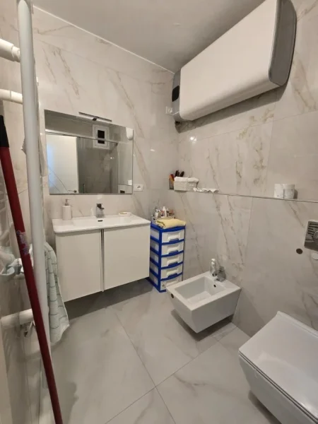 Tirane, shitet apartament 2+1 Kati 7, 107 m² 165.000 € (Laprak blloku Gintash)