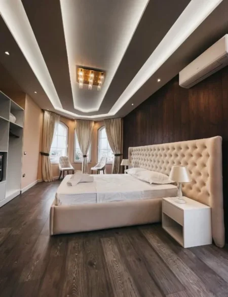 Tirane, jepet me qera hotel , 331 m² 3.200 € (Rruga Ura)