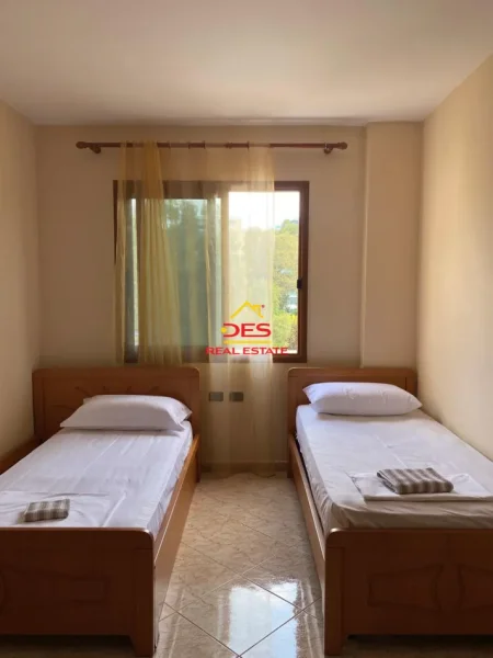 Vlore, shitet apartament 3+1+Ballkon Kati 2, 156 m² 230.000 € (Rruga Sadik Zotaj)