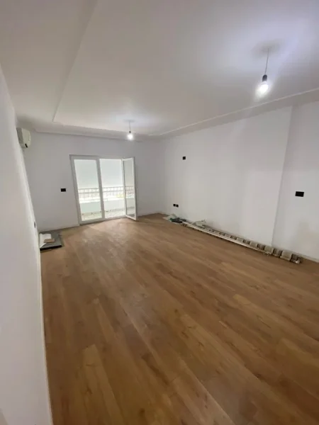 Tirane, shitet apartament 2+1+Aneks+Ballkon Kati 3, 100 m² 155.000 € (rruga e kavajes)