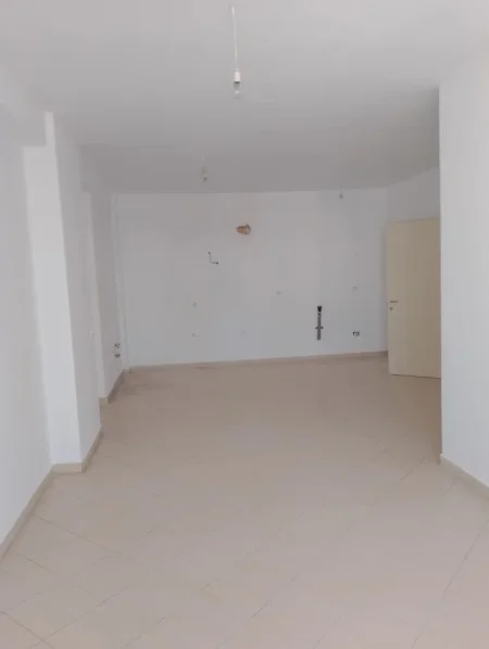 Tirane, shitet apartament 2+1+Aneks+Ballkon Kati 8, 101 m² 110.000 € (astir)