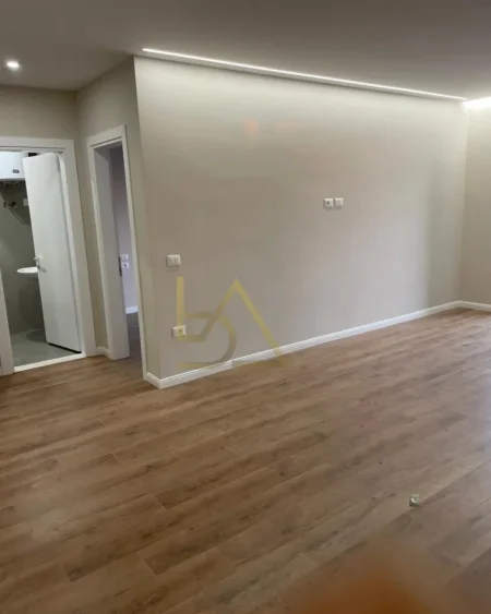 Durres, shitet 1+1 Kati 4, 