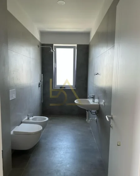 Durres, shitet 1+1 Kati 4, 