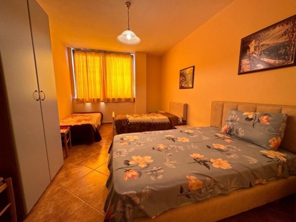 Tirane, jepet me qera apartament 2+1+Aneks+Ballkon Kati 7, 100 m² 700 € (Bulevardi Zogu i Pare, prane FSHN)