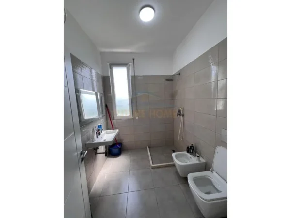 Tirane, shitet apartament 2+1+Aneks+Ballkon Kati 9, 100 m² 220.000 € (Fusha e Aviacionit)
