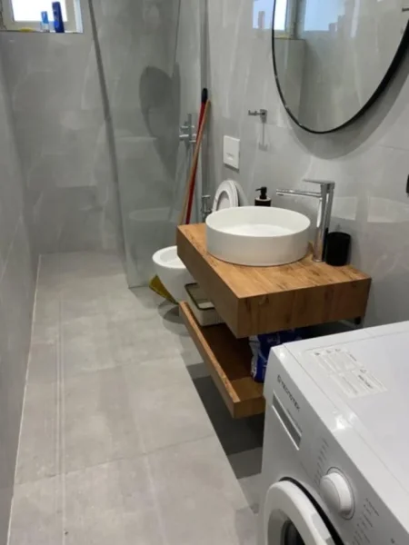 Tirane, jepet me qera Vile 1+1+Ballkon Kati 2, 50 m² 370 € (Kristaq capo)