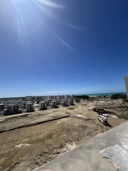 Durres, shitet apartament 1+1+Ballkon Kati 3, 44 m² 101.000 € (Porto lalzi)