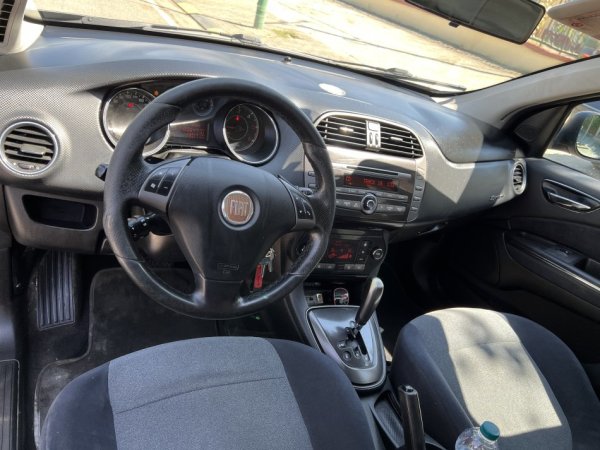Tirane, shitet makine Fiat Bravo Nafte, e zeze automatik Kondicioner 3.900 €
