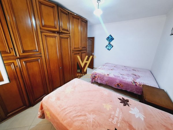 Tirane, jepet me qera apartament 2+1+Ballkon Kati 4, 60 m² 470 € (QENDER)