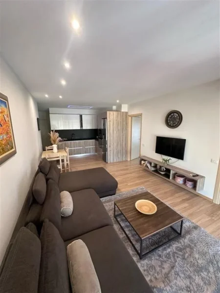 Tirane, jepet me qera apartament 2+1+Ballkon Kati 4, 100 m² 800 € (ZOGU I ZI)