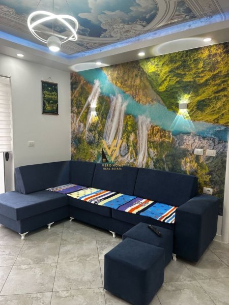 Tirane, jepet me qera apartament 1+1+Ballkon Kati 5, 50 m² 500 € (DON BOSKO)