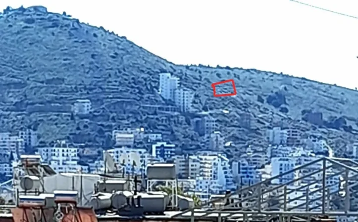 Sarande, shitet truall ne bregdet , 2.000 m² (rruga Skenderbej)